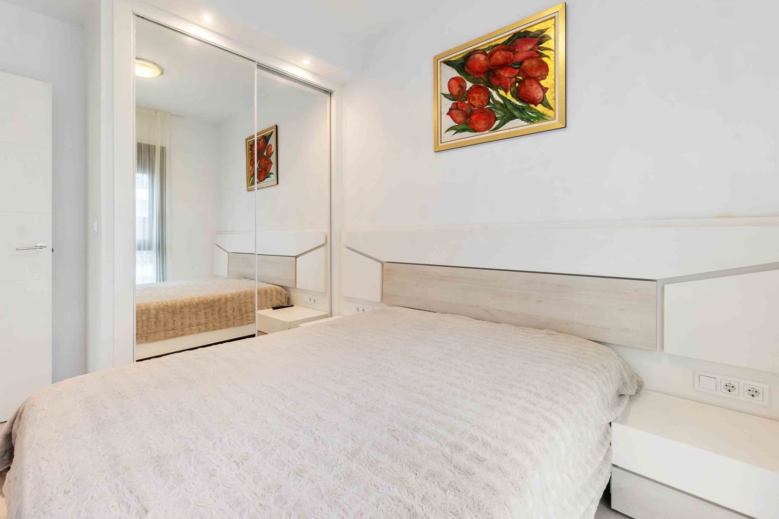 2 soveværelse Penthouse til leje i Arenales del Sol med swimmingpool - € 1.450 (Ref: 9525069)