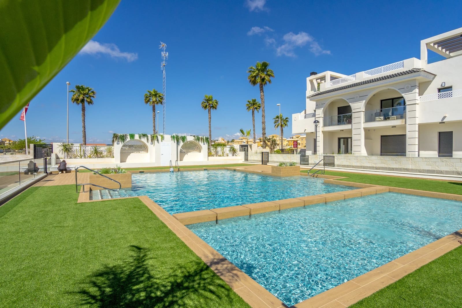 2 sypialnia Penthouse na kwatery wakacyjne w Ciudad Quesada z basenem garażem - 1 050 € (Ref: 9525535)