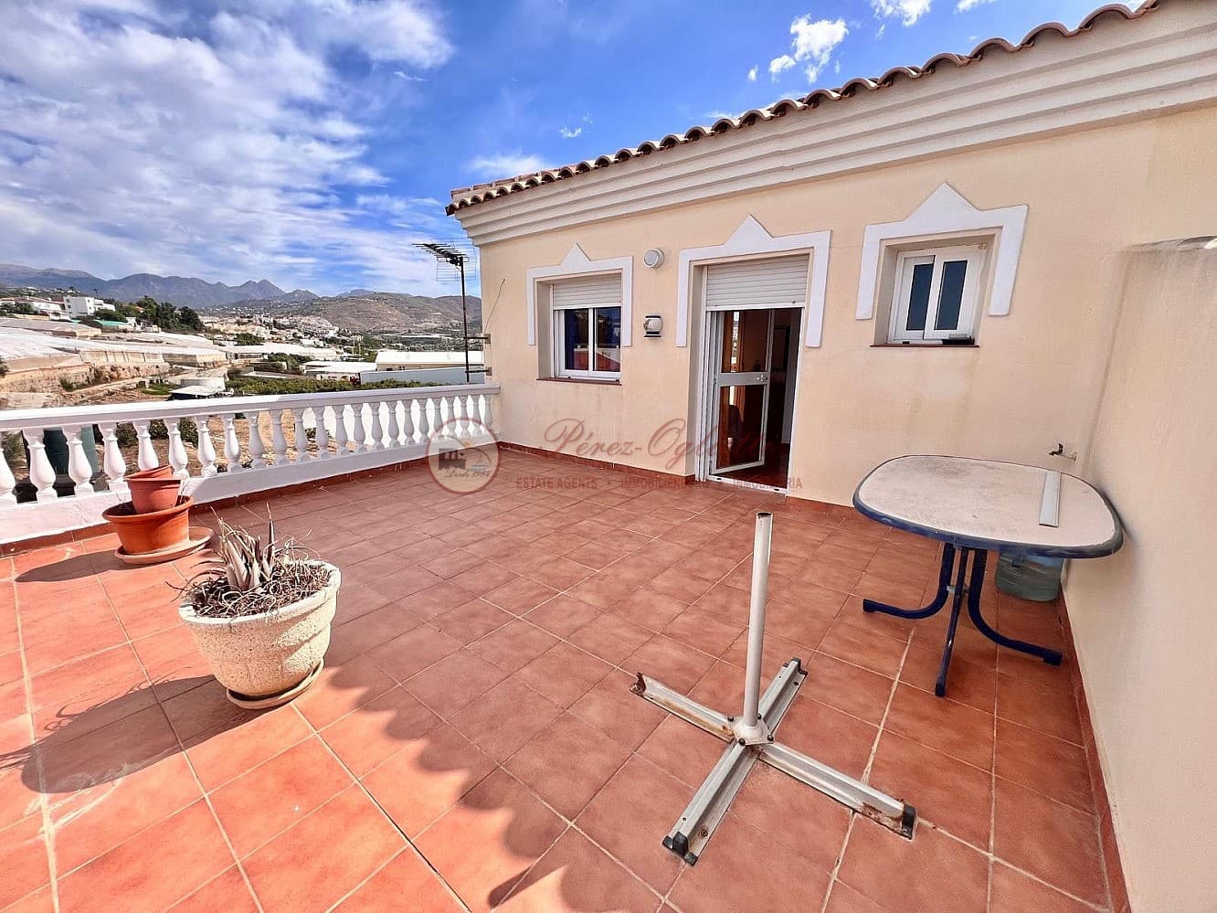 3 bedroom Apartment for rent in Torrox-Costa - € 1,250 (Ref: 10043557)