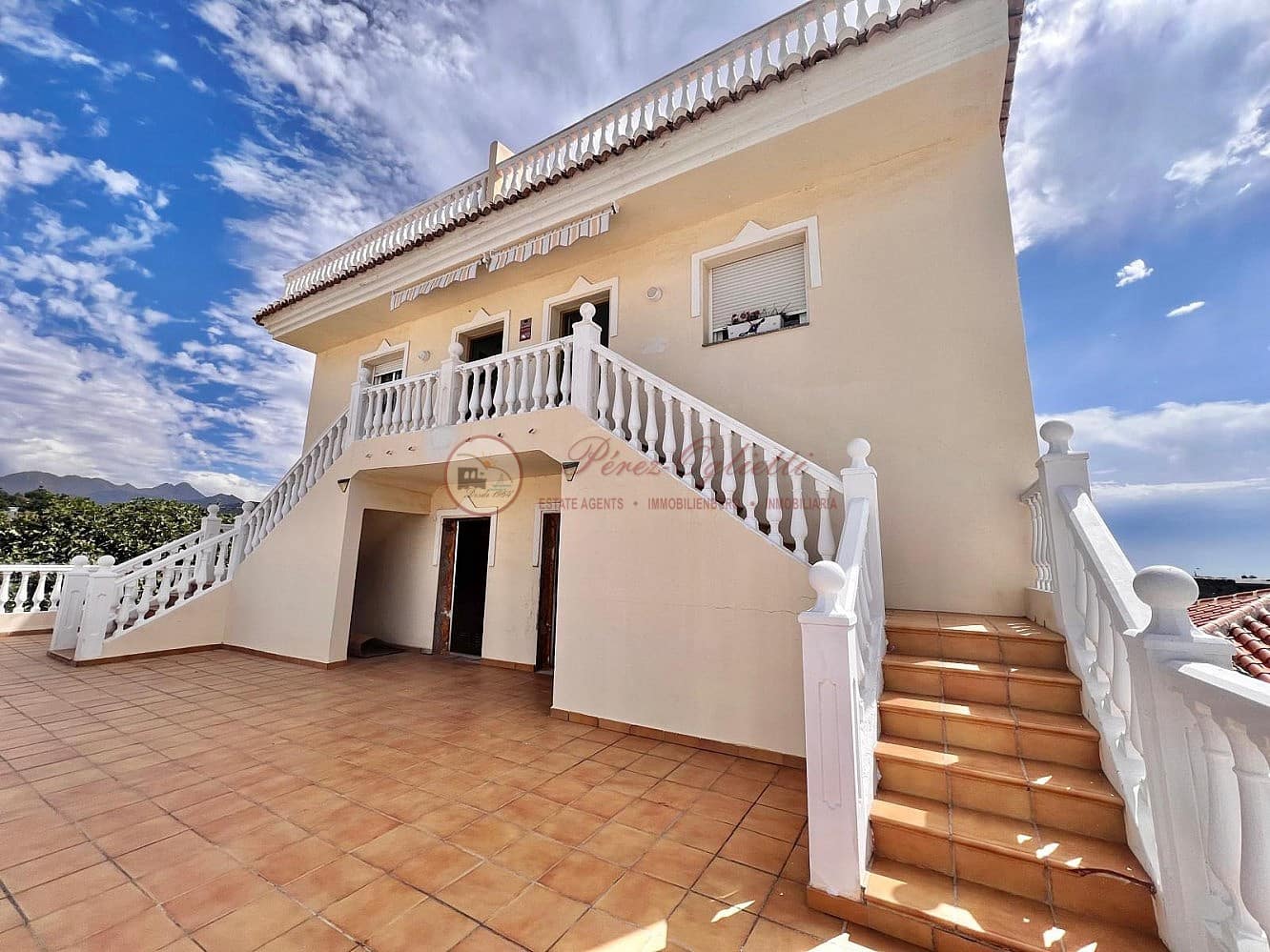 3 bedroom Apartment for rent in Torrox-Costa - € 1,250 (Ref: 10043557)