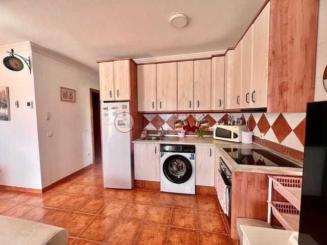 3 bedroom Apartment for rent in El Peñoncillo, Torrox - € 1,250 (Ref: 10043557)
