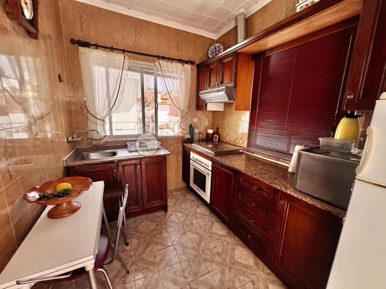 4 makuuhuone Huvila myytävänä paikassa Torrox - 370 000 € (Ref: 10045814)