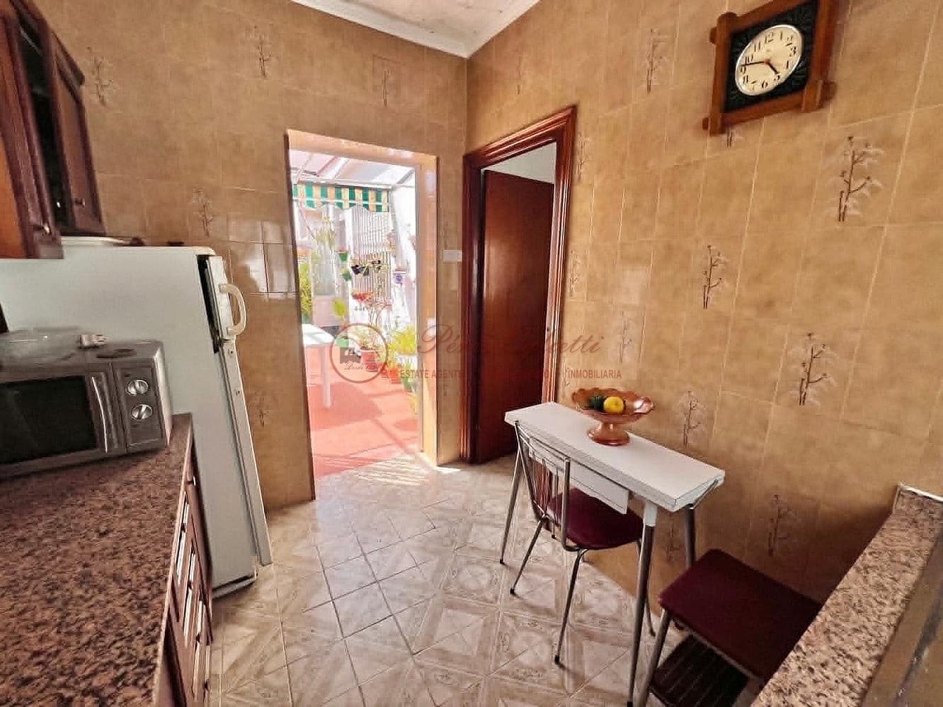 4 makuuhuone Huvila myytävänä paikassa Torrox - 370 000 € (Ref: 10045814)