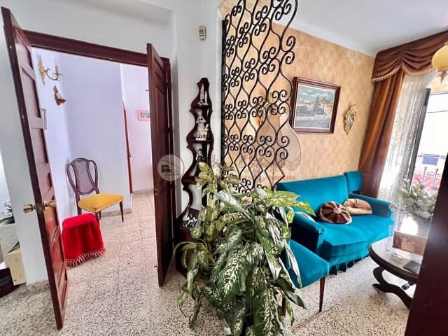 4 makuuhuone Huvila myytävänä paikassa Torrox Pueblo, Torrox - 370 000 € (Ref: 10045814)