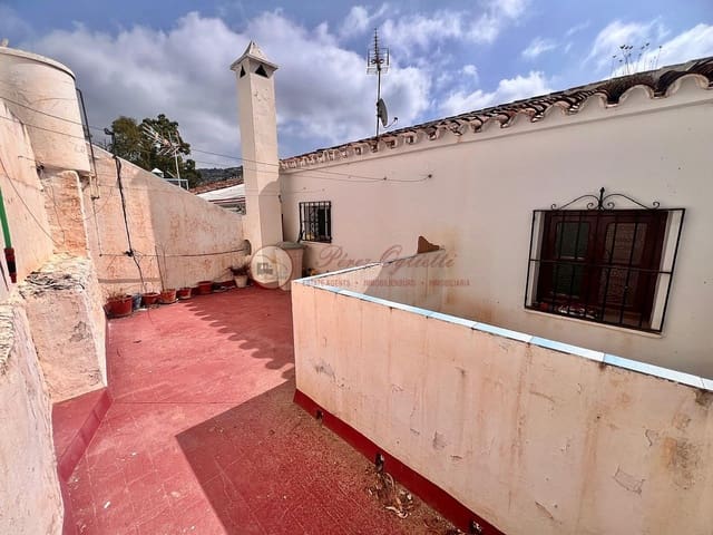 4 soverom Villa til salgs i Torrox Pueblo, Torrox - € 190 000 (Ref: 10051952)