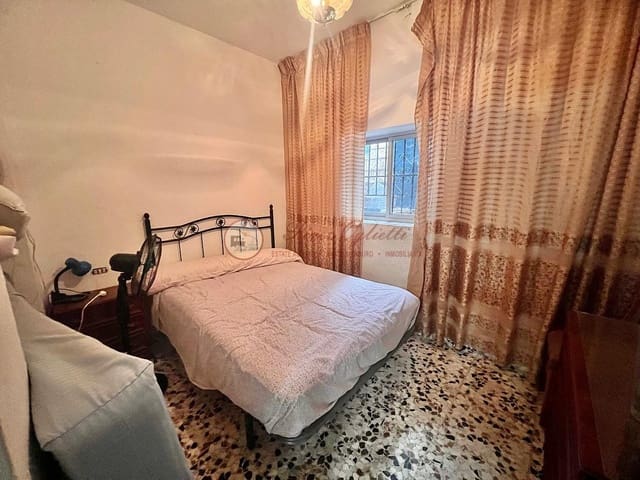 4 soverom Villa til salgs i Torrox Pueblo, Torrox - € 190 000 (Ref: 10051952)