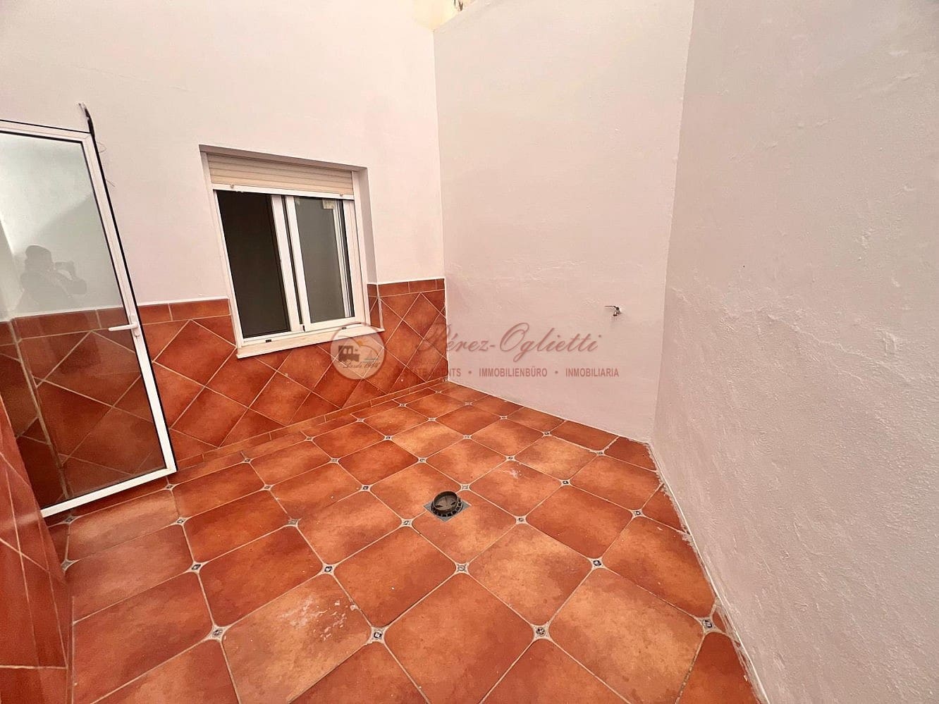 2 soverom Leilighet til salgs i Torrox med garasje - € 195 000 (Ref: 10185878)