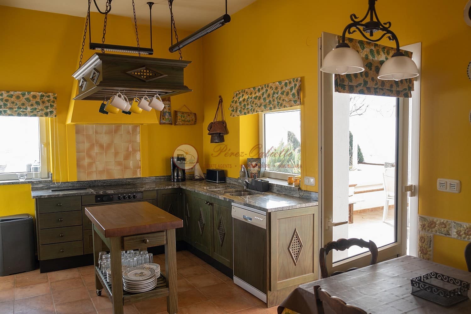 3 soverom Villa til salgs i Torrox-Costa - € 675 000 (Ref: 8220997)