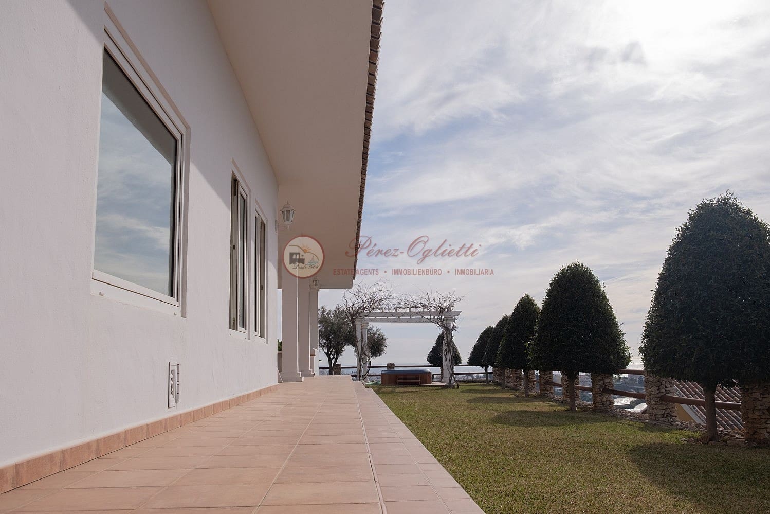 3 soverom Villa til salgs i Torrox-Costa - € 675 000 (Ref: 8220997)