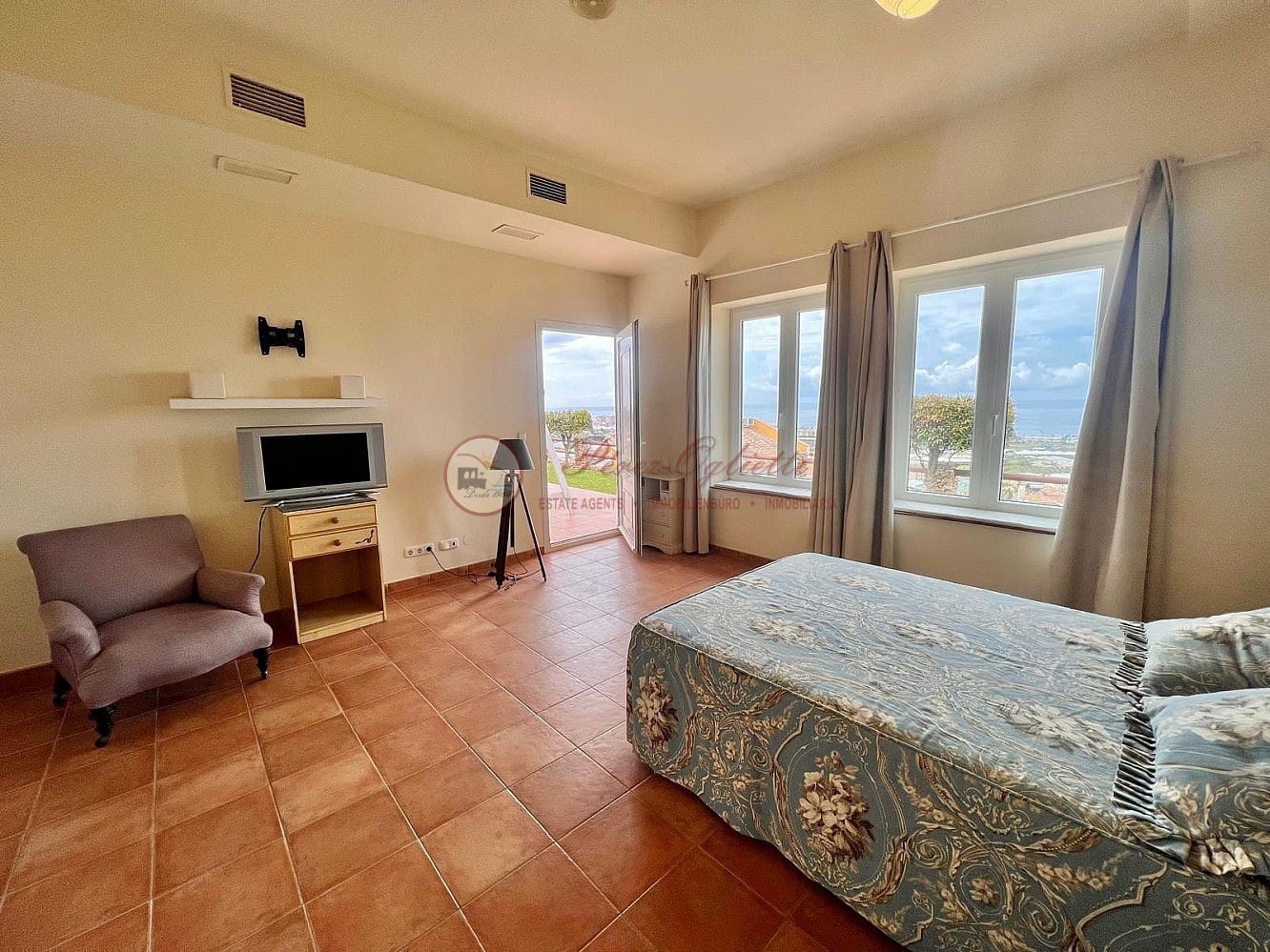 3 soverom Villa til salgs i Torrox-Costa - € 675 000 (Ref: 8220997)