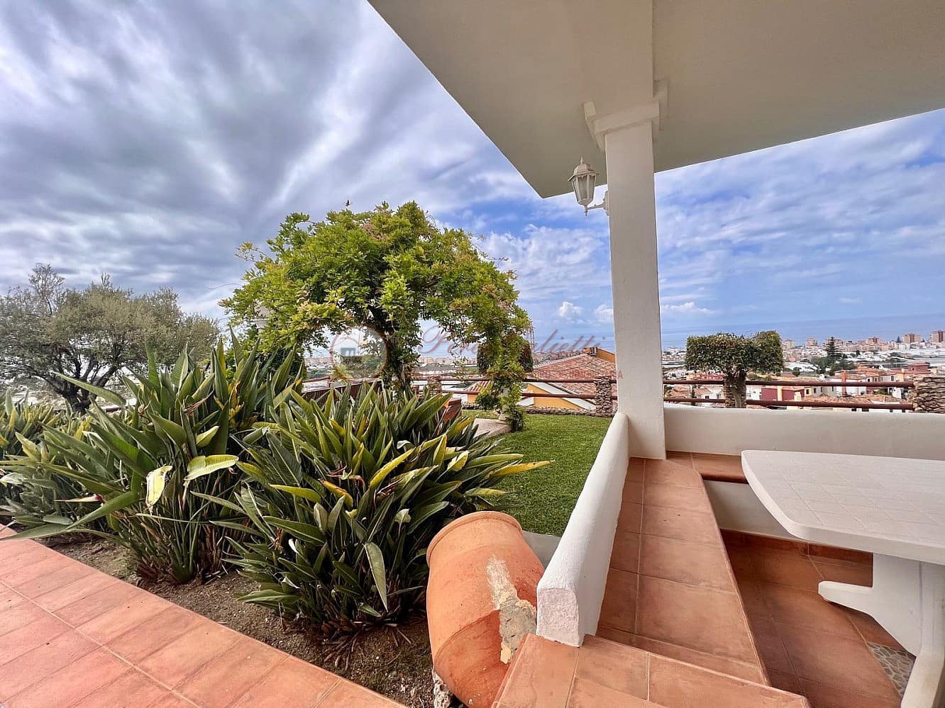 3 soverom Villa til salgs i Torrox-Costa - € 675 000 (Ref: 8220997)