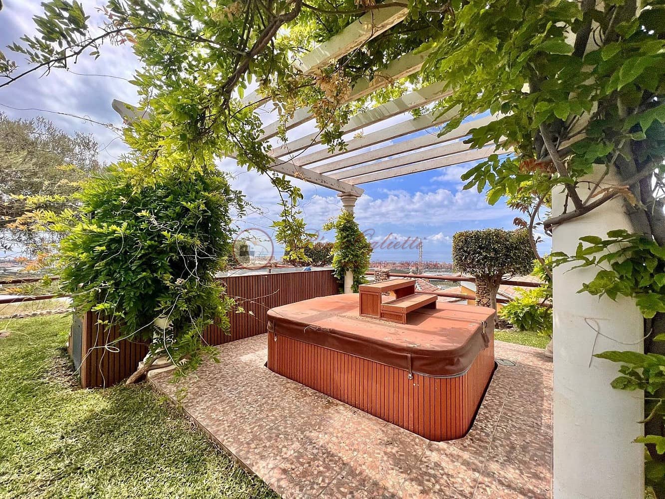 3 soverom Villa til salgs i Torrox-Costa - € 675 000 (Ref: 8220997)