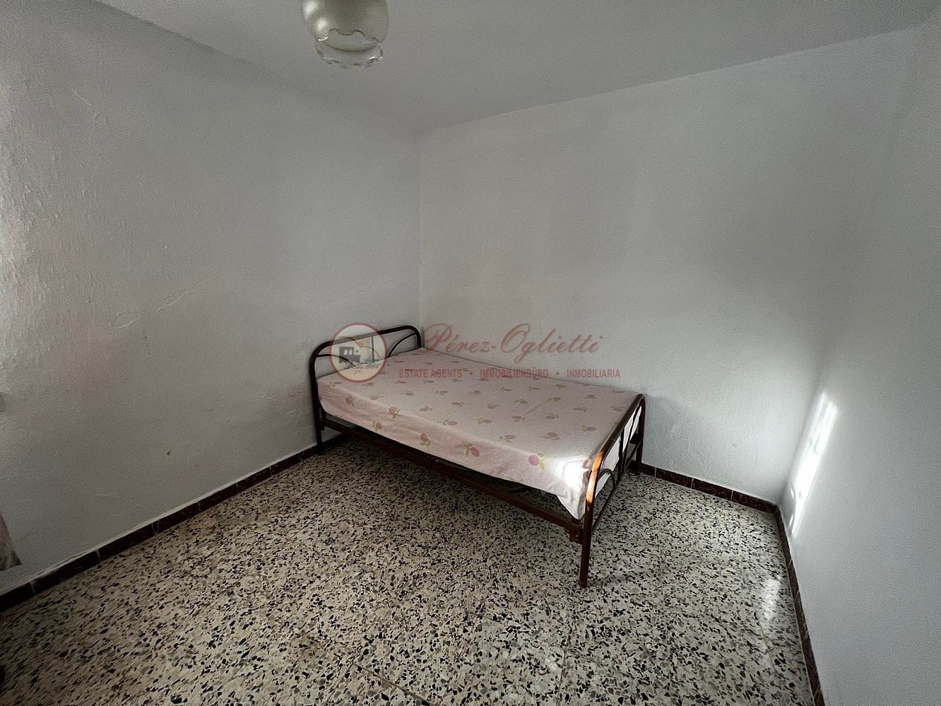 4 soveværelse Villa til salg i Torrox - € 160.000 (Ref: 8229757)