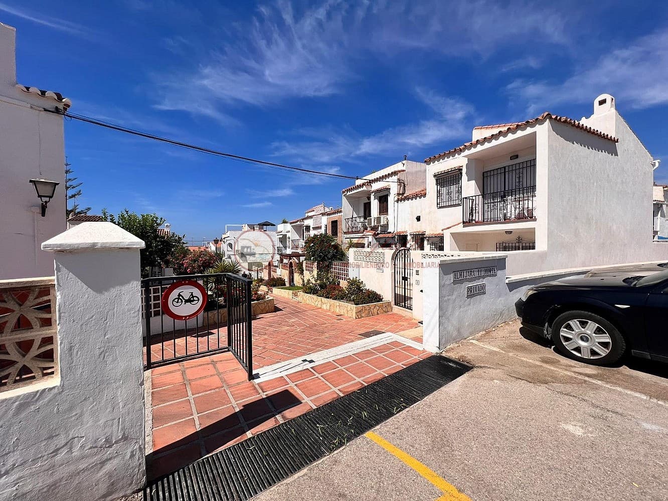 3 quarto Moradia para venda em Nerja com piscina - 350 000 € (Ref: 8471470)