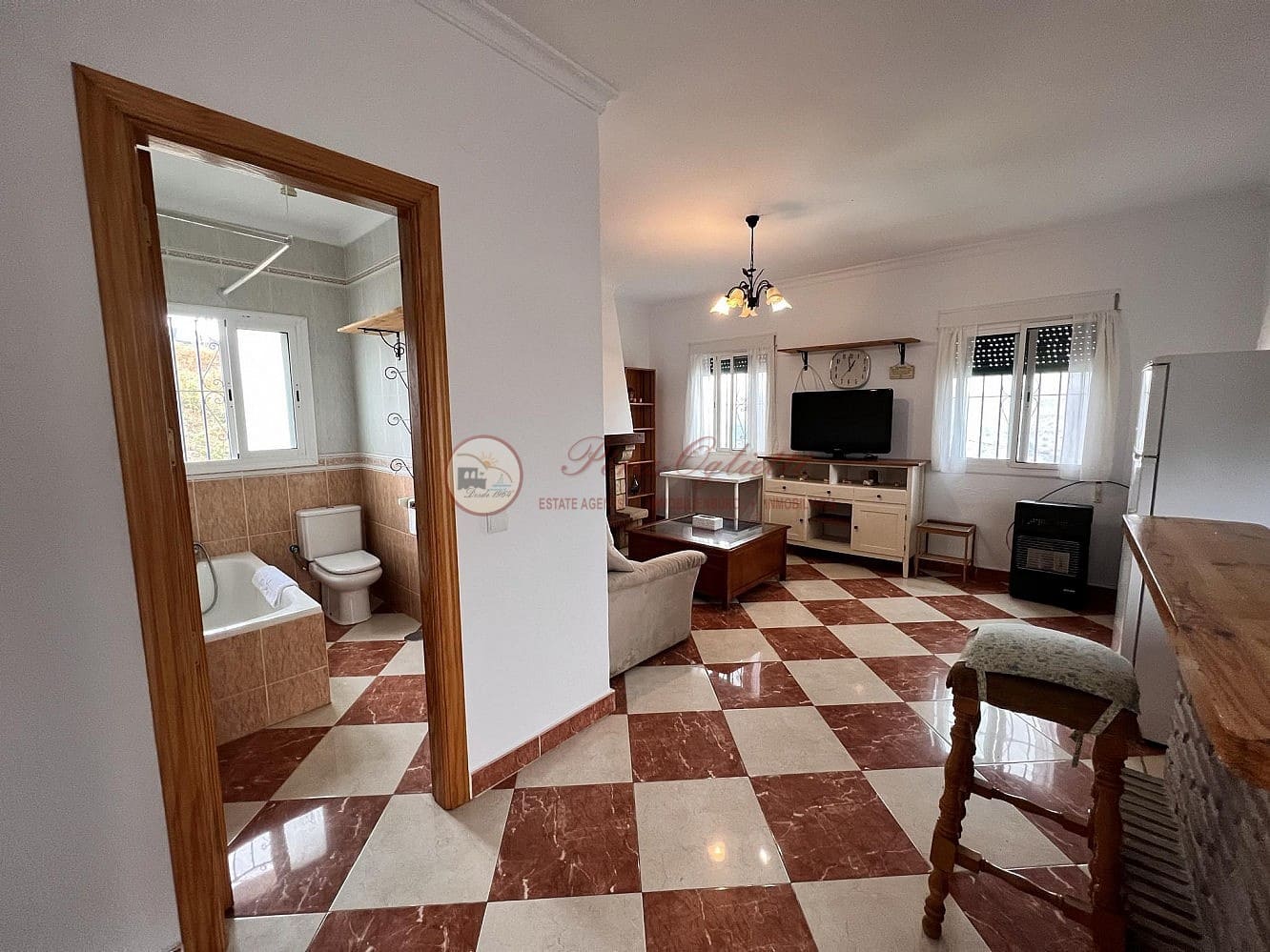 4 bedroom Apartment for rent in Torrox with pool garage - € 780 (Ref: 8481134)
