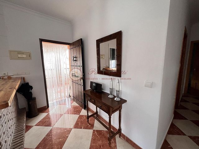 4 Zimmer Apartment zu vermieten in Torrox Pueblo, Torrox mit Pool Garage - 780 € (Ref: 8481134)