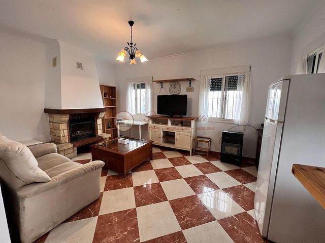 4 Zimmer Apartment zu vermieten in Torrox Pueblo, Torrox mit Pool Garage - 780 € (Ref: 8481134)