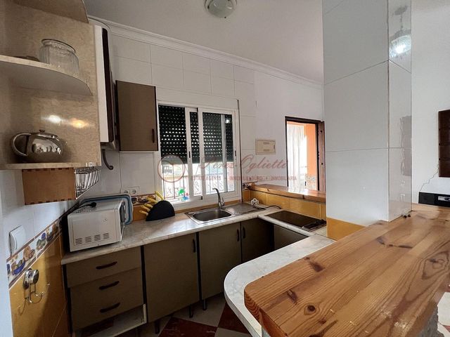 4 Zimmer Apartment zu vermieten in Torrox Pueblo, Torrox mit Pool Garage - 780 € (Ref: 8481134)