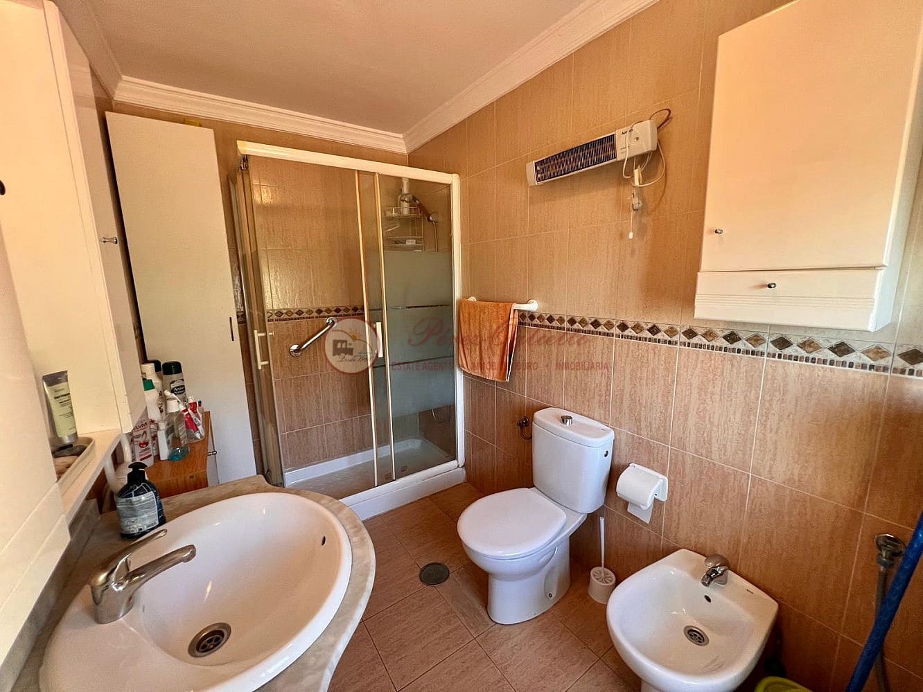 4 slaapkamer Villa te koop in Torrox - € 210.000 (Ref: 8666158)
