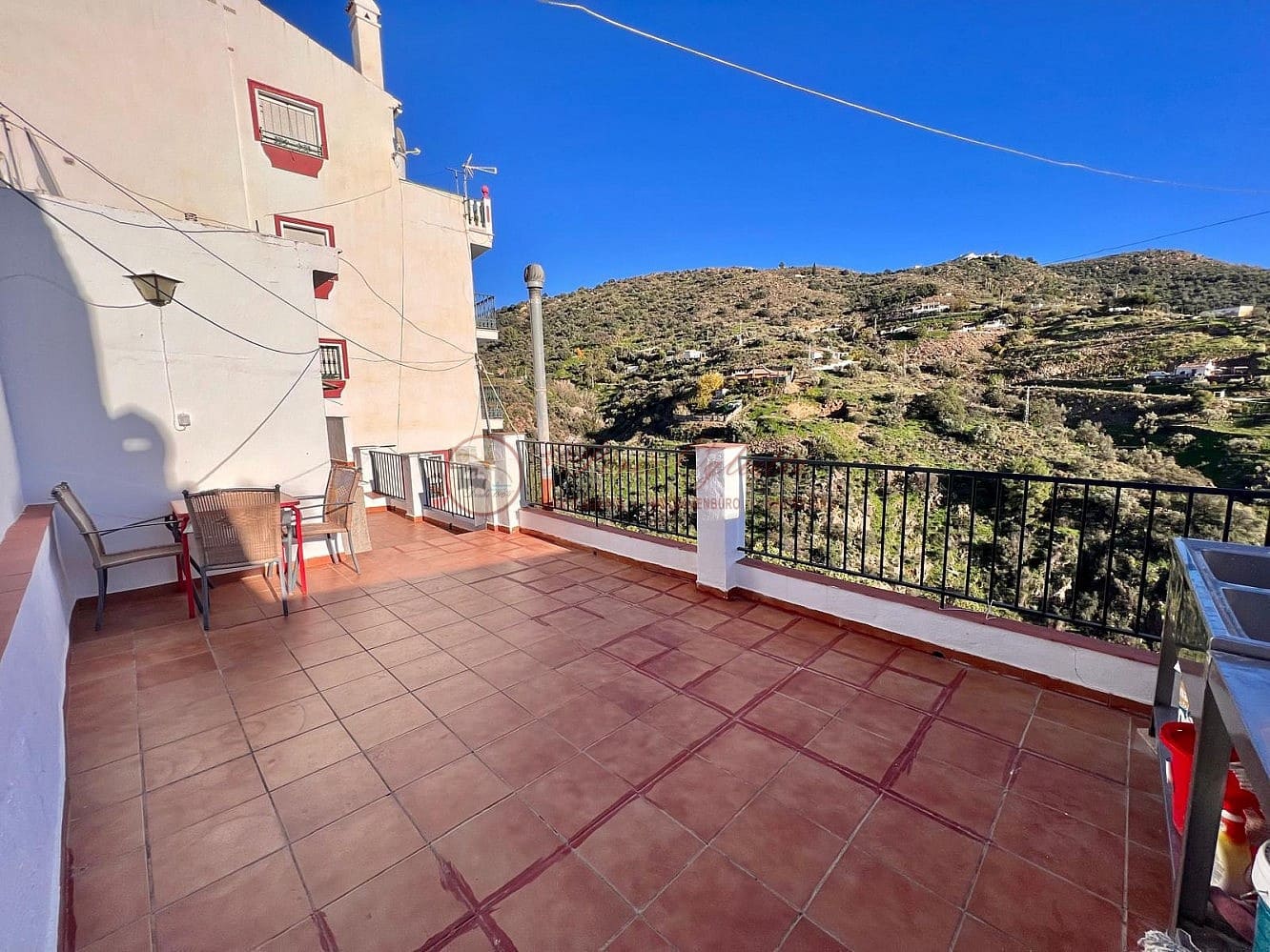 4 slaapkamer Villa te koop in Torrox - € 210.000 (Ref: 8666158)