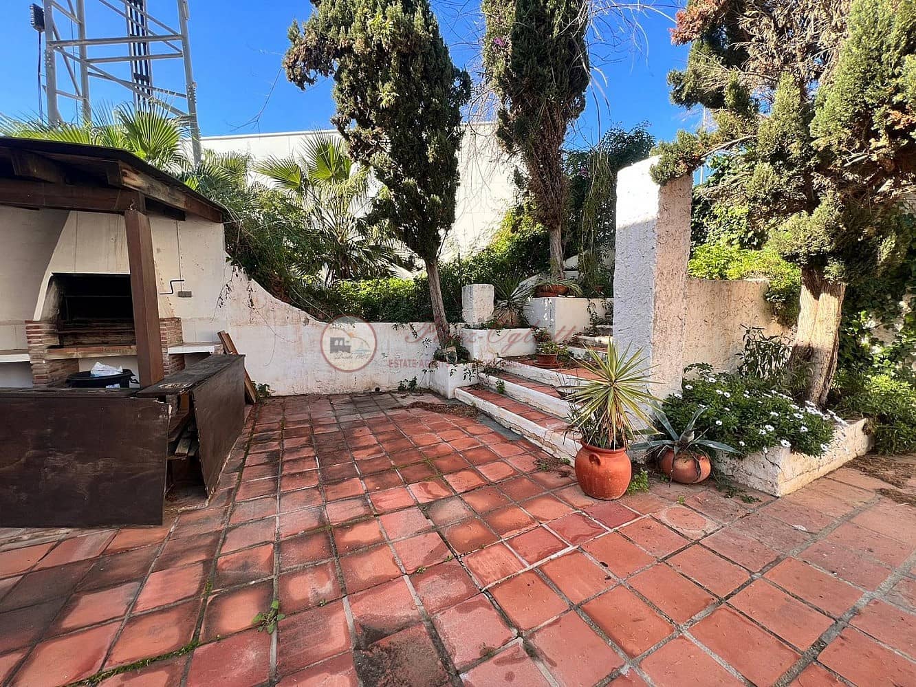 Commercieel te koop in Nerja - € 215.000 (Ref: 8785787)