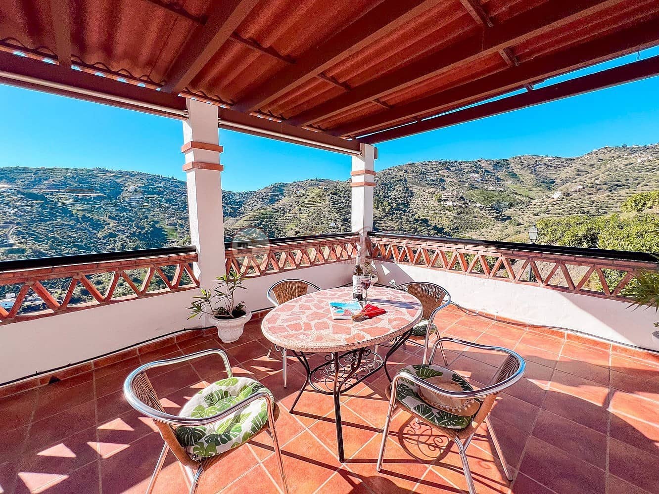 2 soveværelse Villa til salg i Torrox med swimmingpool garage - € 360.000 (Ref: 8866478)