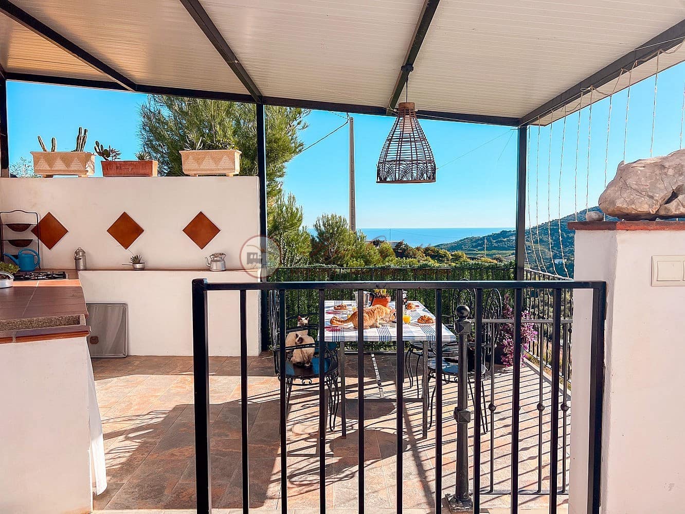 2 soveværelse Villa til salg i Torrox med swimmingpool garage - € 360.000 (Ref: 8866478)