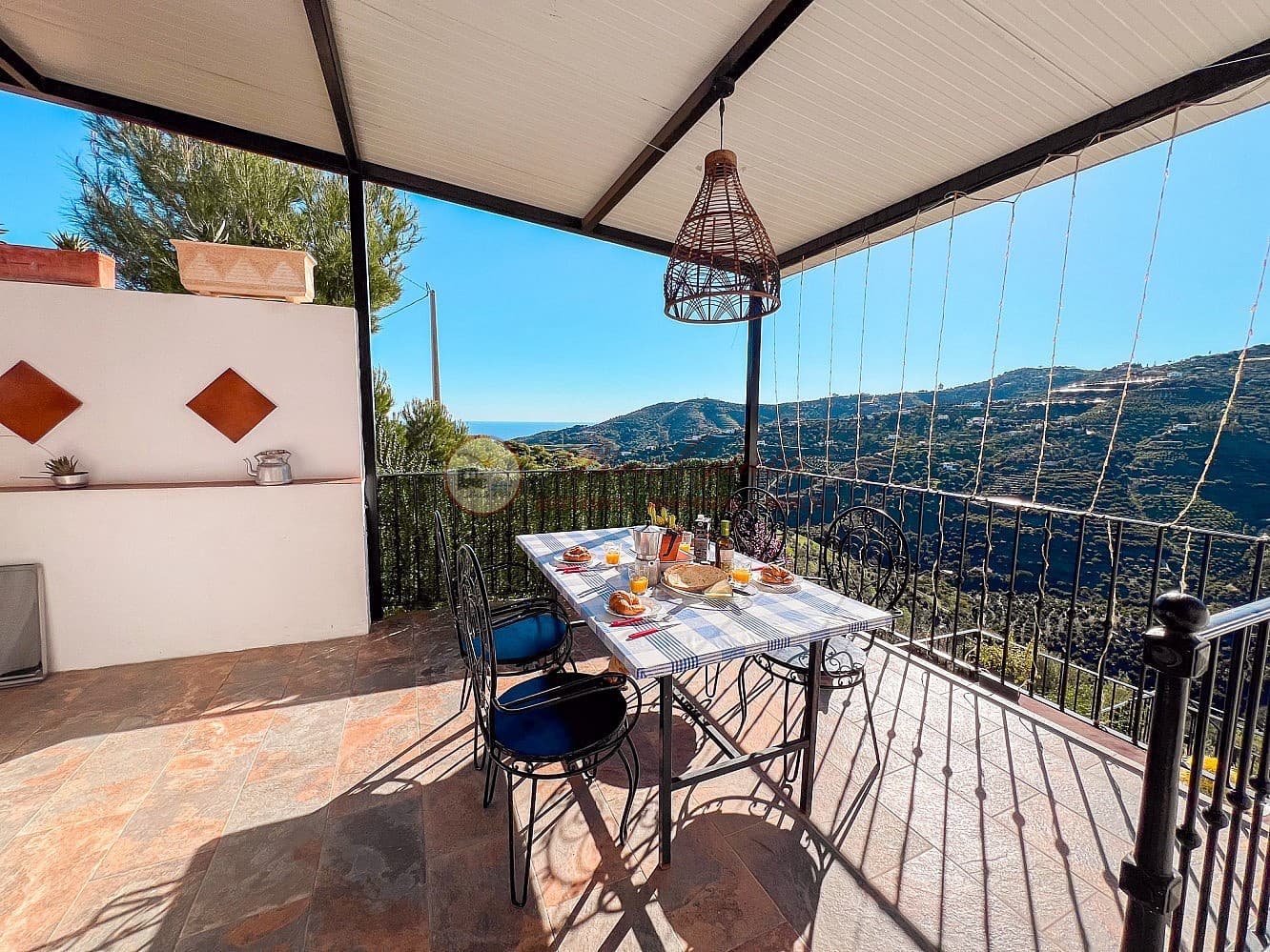 2 soveværelse Villa til salg i Torrox med swimmingpool garage - € 360.000 (Ref: 8866478)