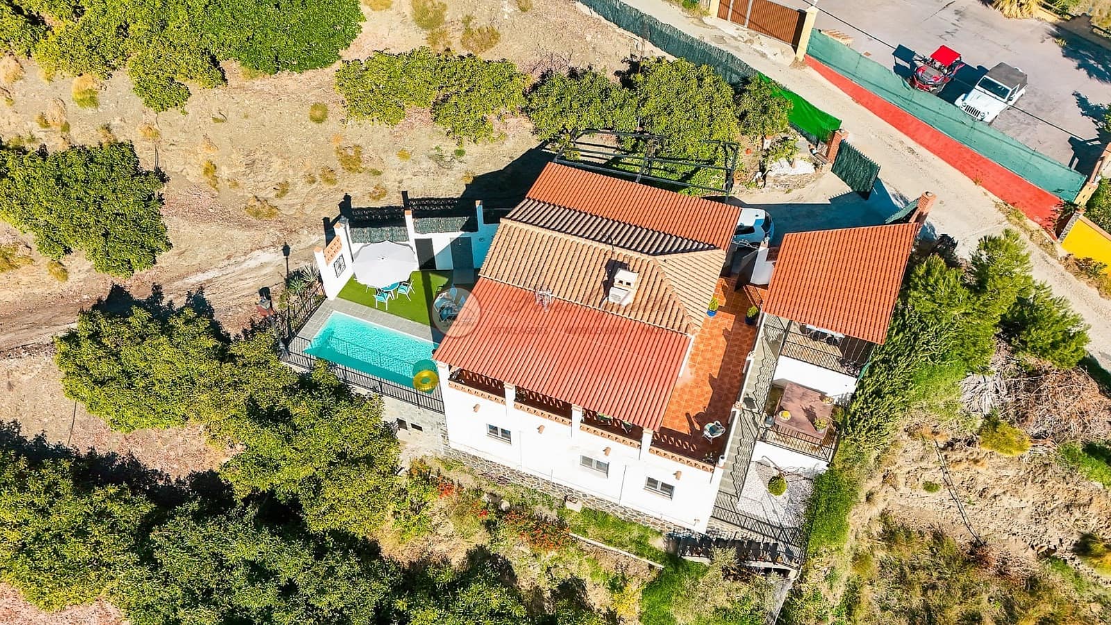 2 soveværelse Villa til salg i Torrox med swimmingpool garage - € 360.000 (Ref: 8866478)
