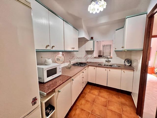 4 soveværelse Villa til salg i Torrox Pueblo, Torrox - € 209.000 (Ref: 8894267)