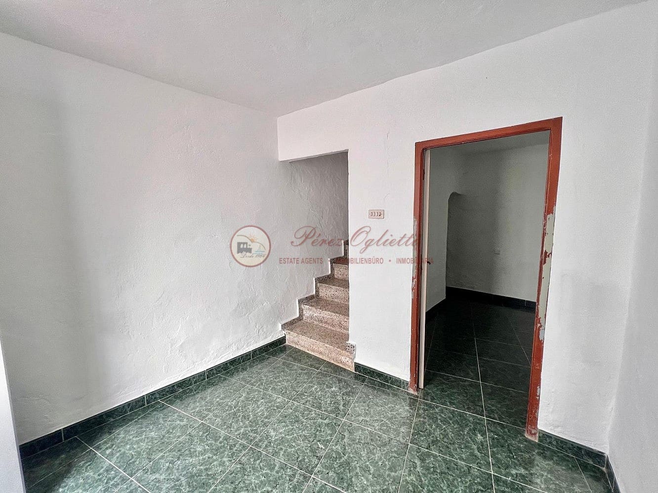 2 bedroom Villa for sale in Torrox - € 115,000 (Ref: 8895981)