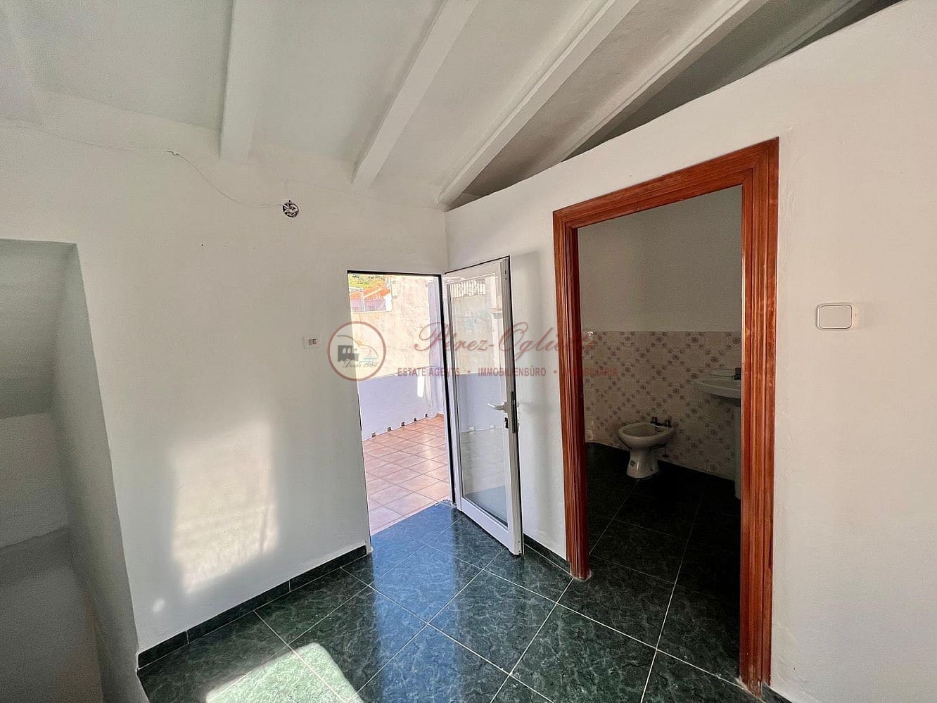 2 bedroom Villa for sale in Torrox - € 115,000 (Ref: 8895981)