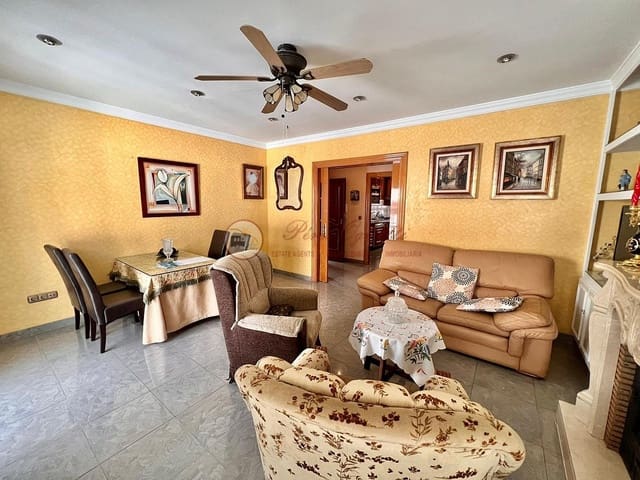 5 soveværelse Lejlighed til salg i Torrox Pueblo, Torrox - € 240.000 (Ref: 8935836)