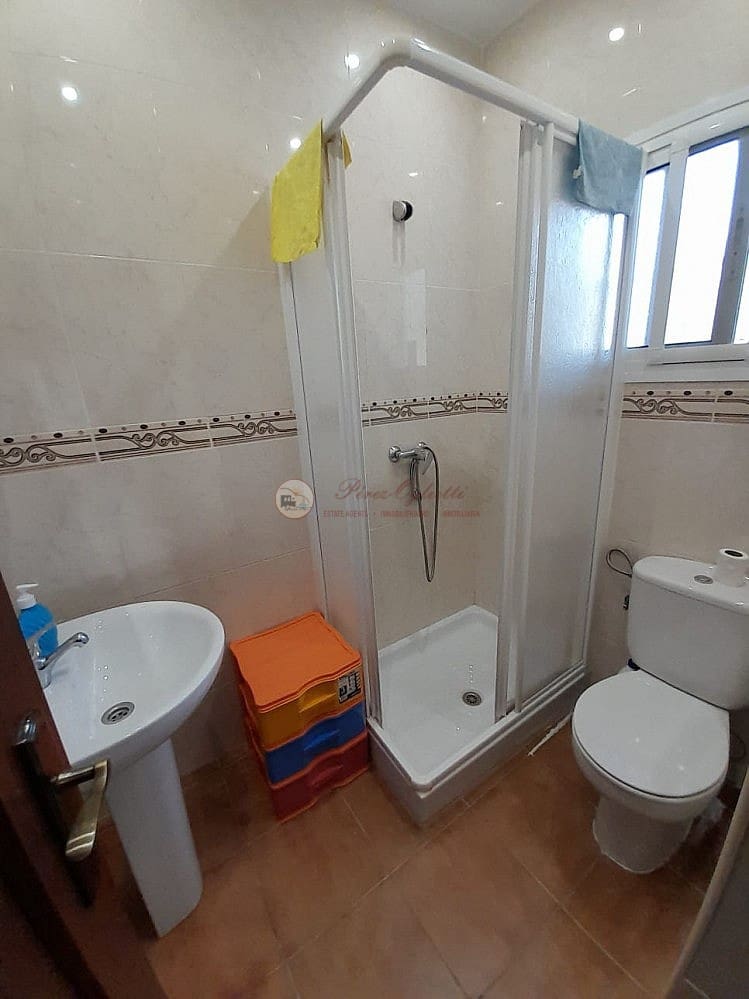 3 Zimmer Haus zu vermieten in Torrox mit Garage - 800 € (Ref: 9029053)