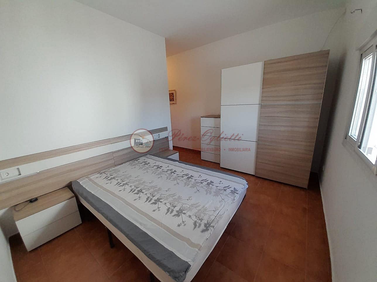 3 Zimmer Haus zu vermieten in Torrox mit Garage - 800 € (Ref: 9029053)