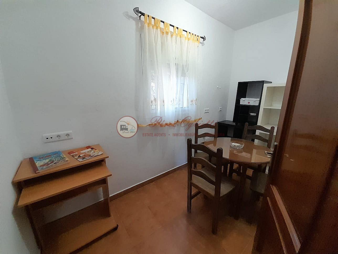 3 Zimmer Haus zu vermieten in Torrox mit Garage - 800 € (Ref: 9029053)