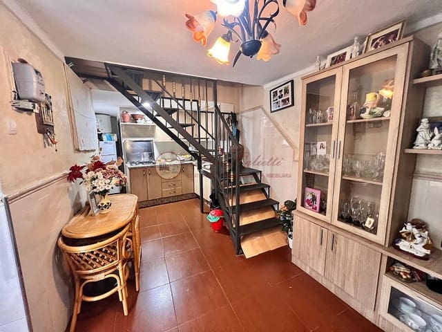 2 soveværelse Villa til salg i Torrox Pueblo, Torrox - € 127.000 (Ref: 9064742)