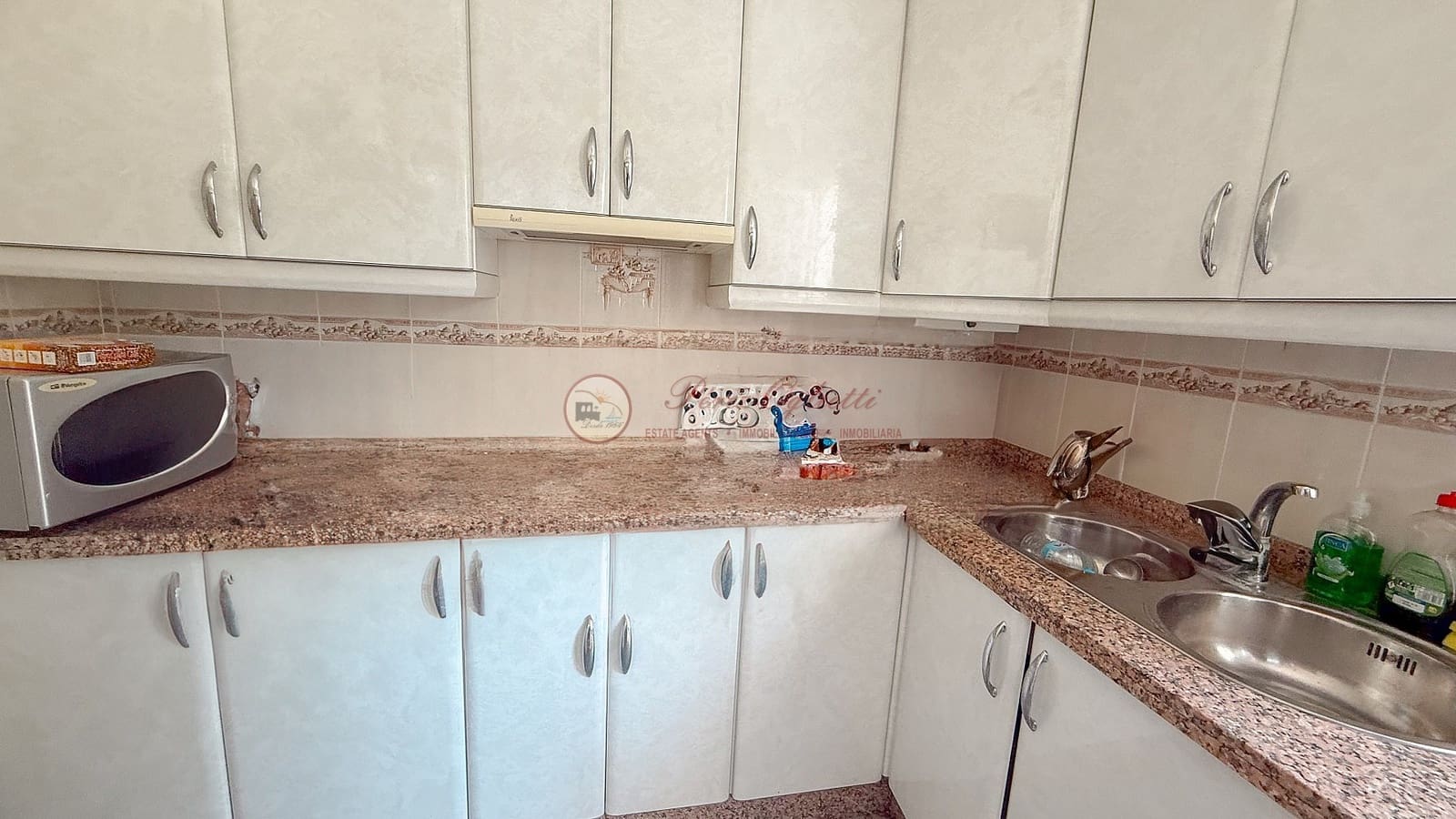 2 soveværelse Villa til salg i Frigiliana - € 590.000 (Ref: 9126058)