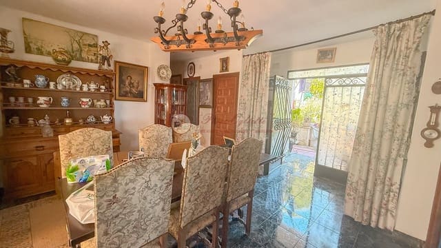 2 soveværelse Villa til salg i Frigiliana - € 590.000 (Ref: 9126058)