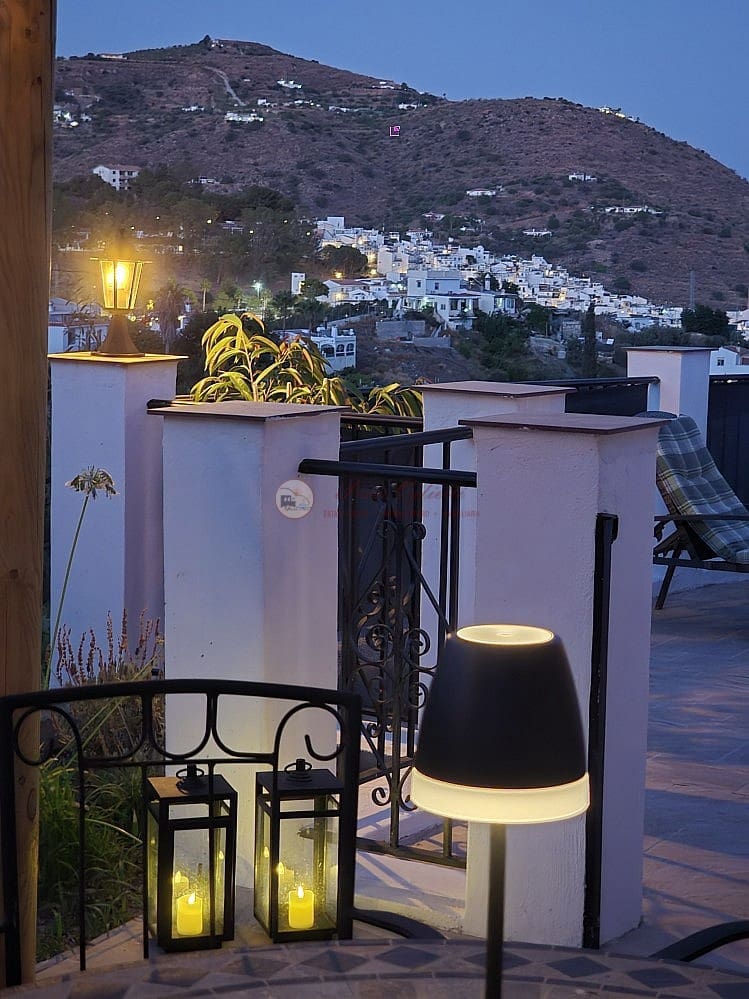 3 slaapkamer Finca/Landhuis te koop in Torrox met zwembad garage - € 365.000 (Ref: 9373624)