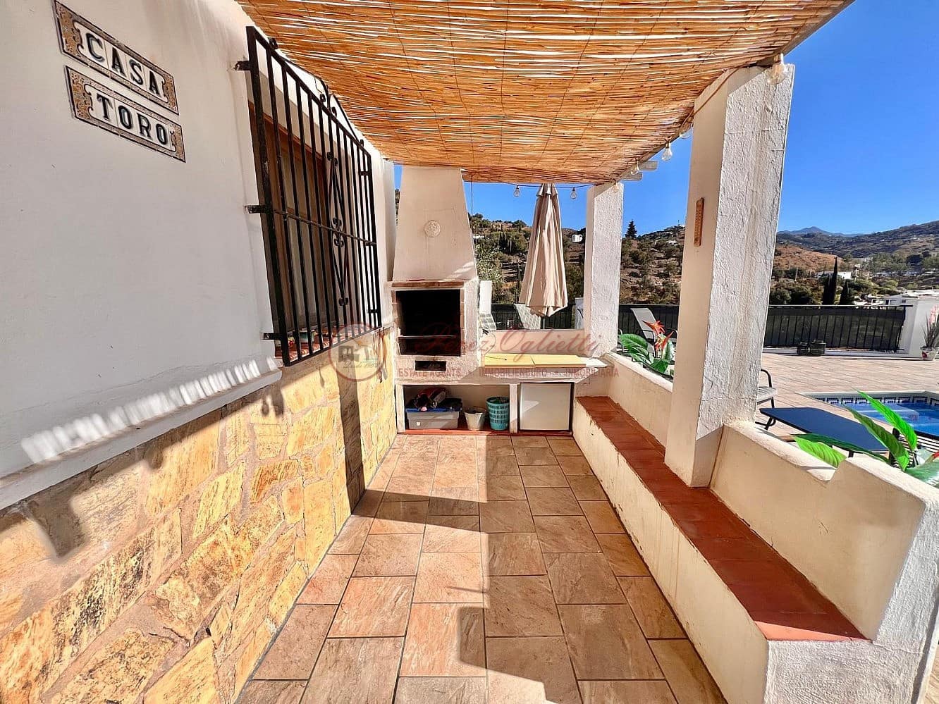 3 slaapkamer Finca/Landhuis te koop in Torrox met zwembad garage - € 365.000 (Ref: 9373624)