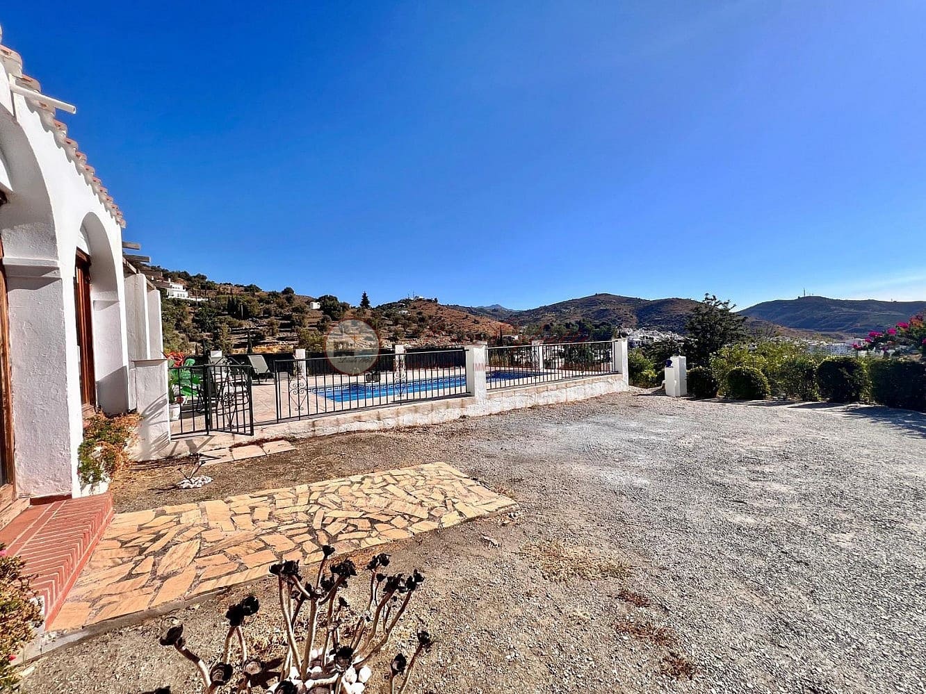 3 slaapkamer Finca/Landhuis te koop in Torrox met zwembad garage - € 365.000 (Ref: 9373624)