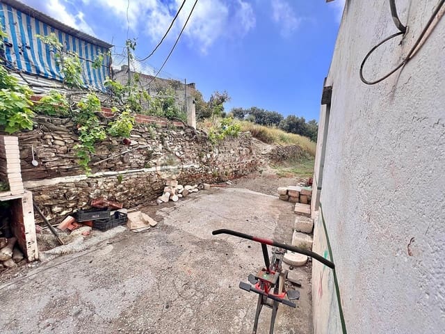 Grunde uden byggetilladelser til salg i El Peñoncillo, Torrox - € 200.000 (Ref: 9373625)