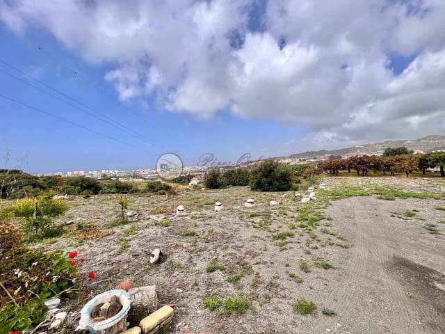Grunde uden byggetilladelser til salg i El Peñoncillo, Torrox - € 200.000 (Ref: 9373625)