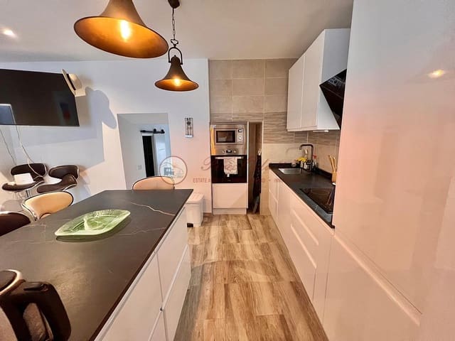 3 makuuhuone Huvila myytävänä paikassa Torrox Pueblo, Torrox - 259 000 € (Ref: 9375460)