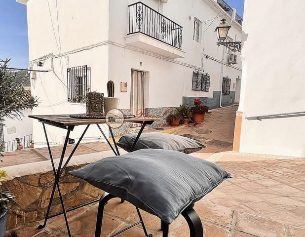 1 bedroom Townhouse for rent in Torrox Pueblo, Torrox - € 590 (Ref: 9388334)