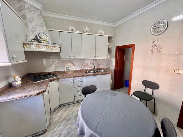 2 soveværelse Villa til salg i Torrox Pueblo, Torrox - € 157.000 (Ref: 9425840)