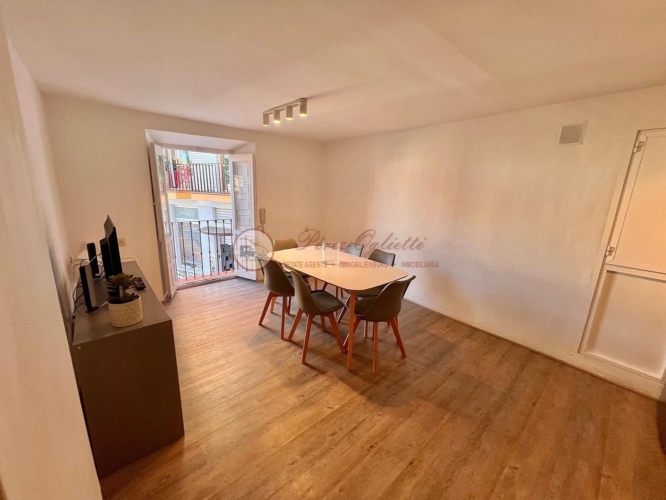 3 sypialnia Willa na sprzedaż w Torrox - 199 000 € (Ref: 9473238)