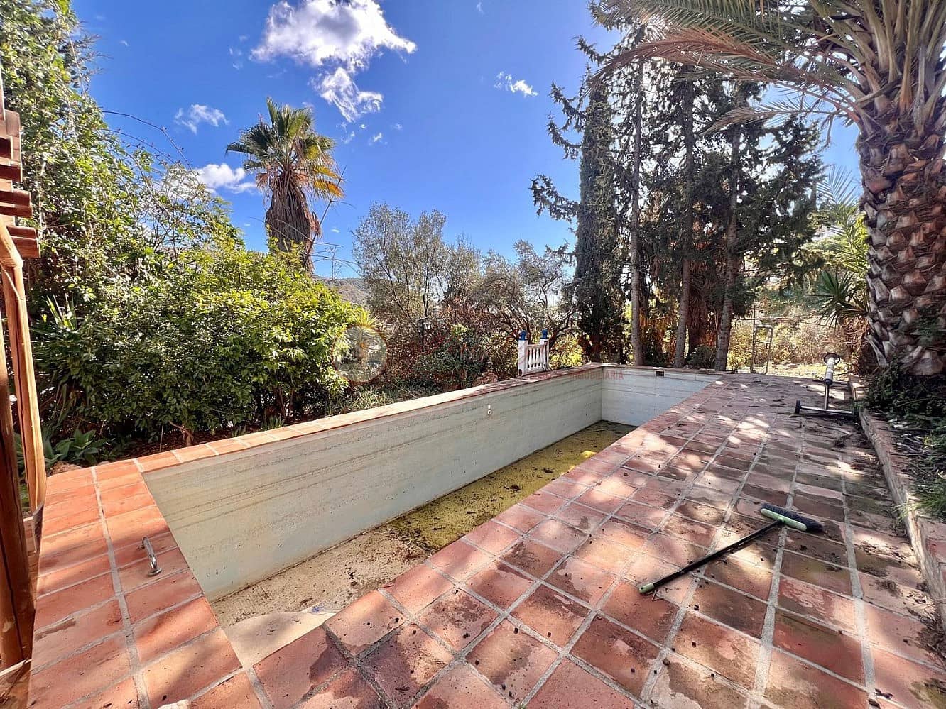 3 soverom Villa til salgs i Torrox med svømmebasseng garasje - € 220 000 (Ref: 9482238)