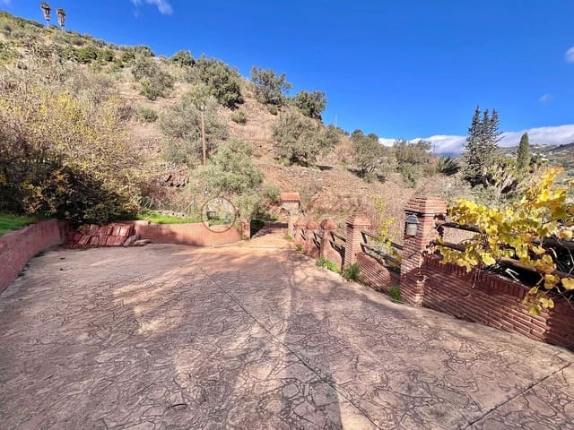 3 soverom Villa til salgs i Torrox Pueblo, Torrox med svømmebasseng garasje - € 220 000 (Ref: 9482238)